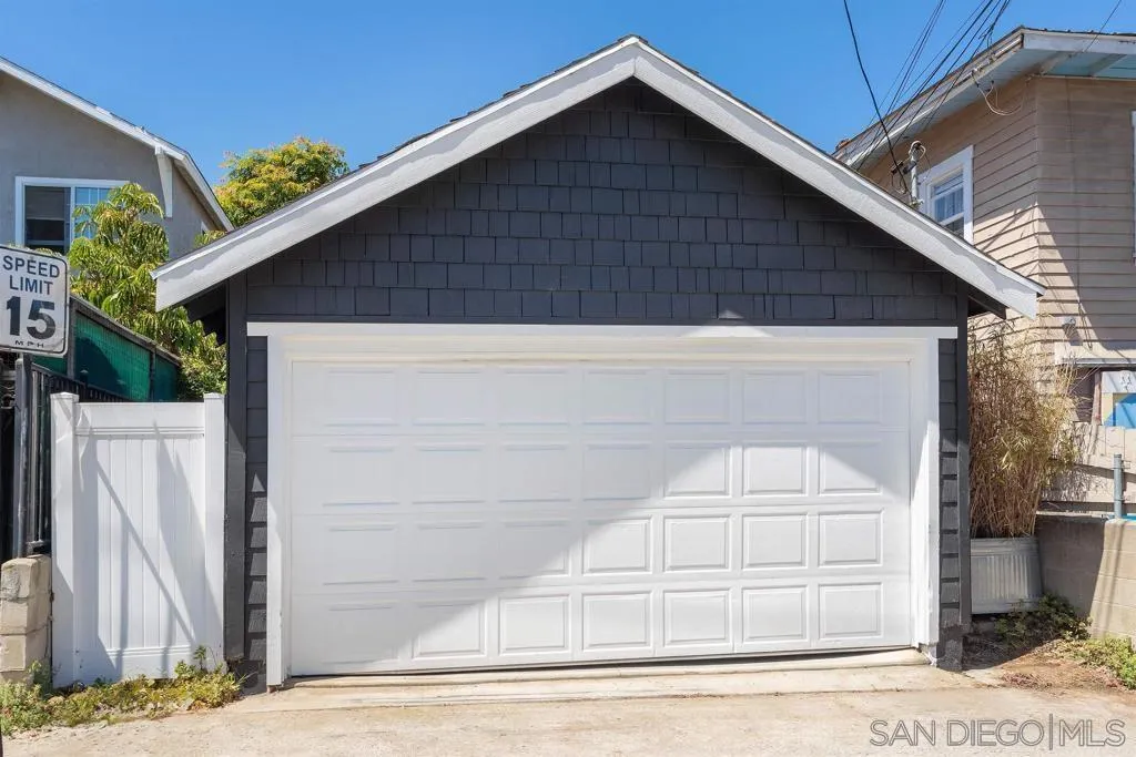 https://cdn.realtyfeed.com/cdn/127/260012553/afa70f25869eb9e9672508fd0e9e485a.webp