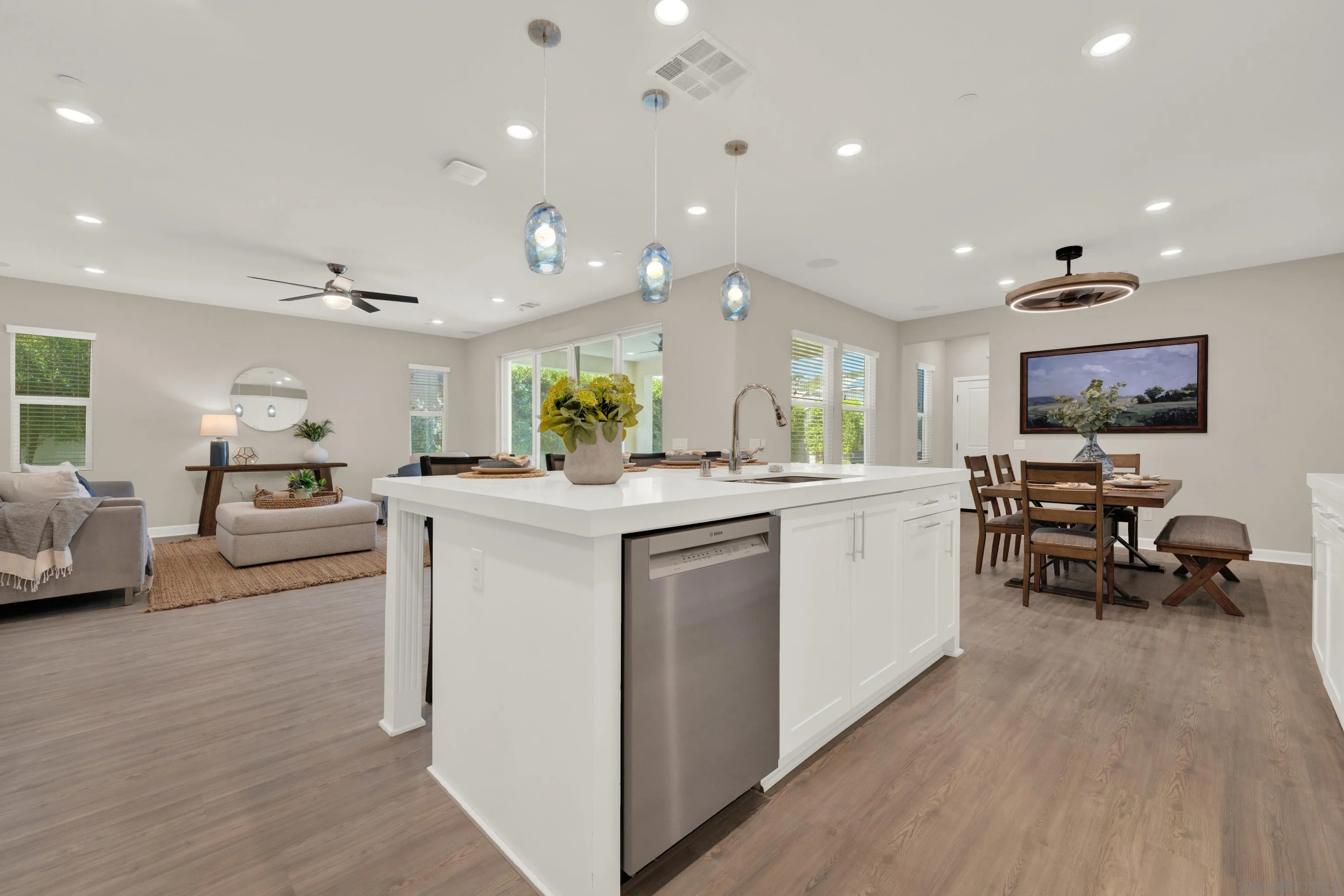 https://cdn.realtyfeed.com/cdn/127/260012554/e4cda98ae3796ede09b4843a9813cf16.webp