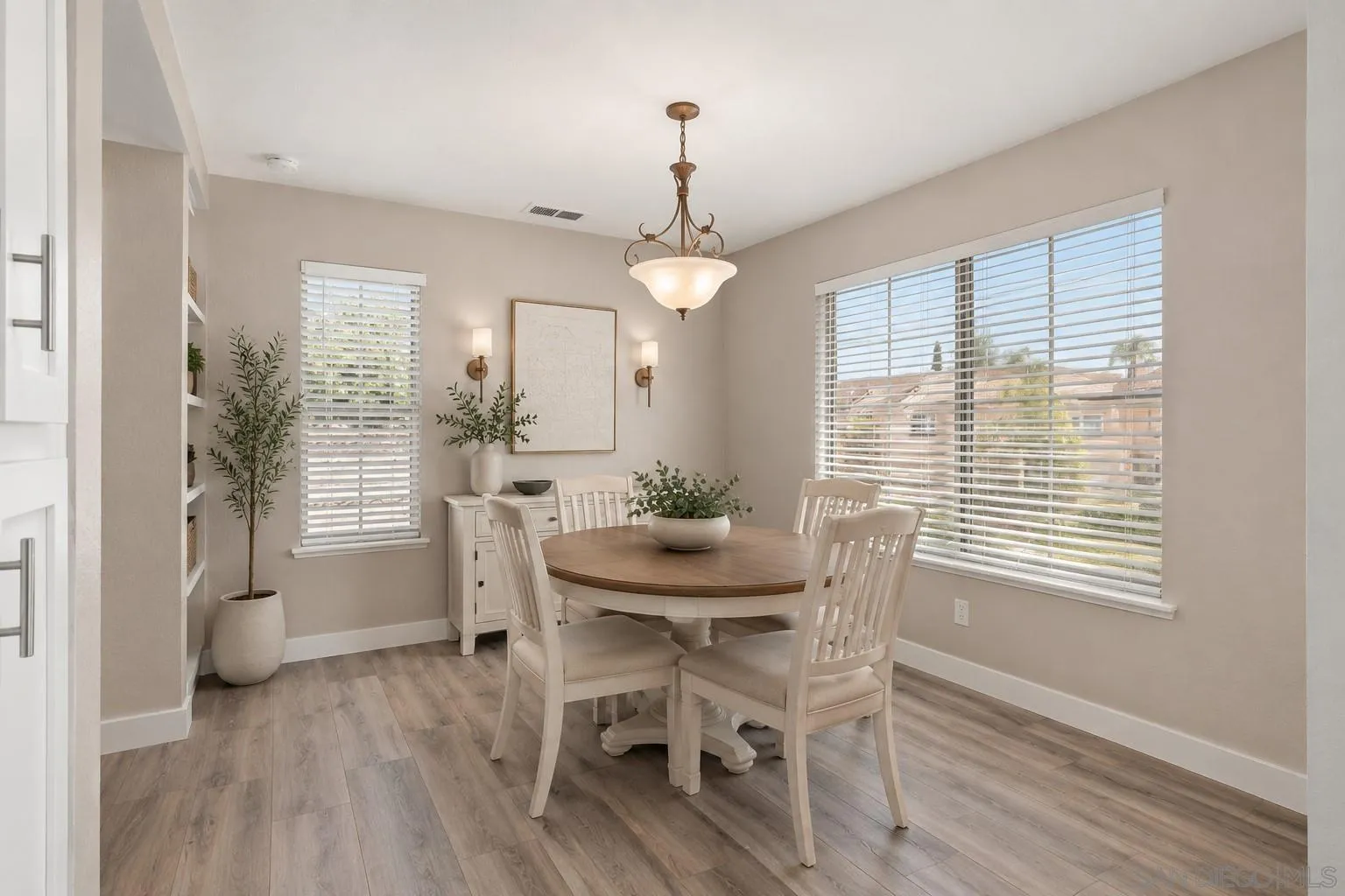 Photo #7: 260012559 Listing: Photo #7