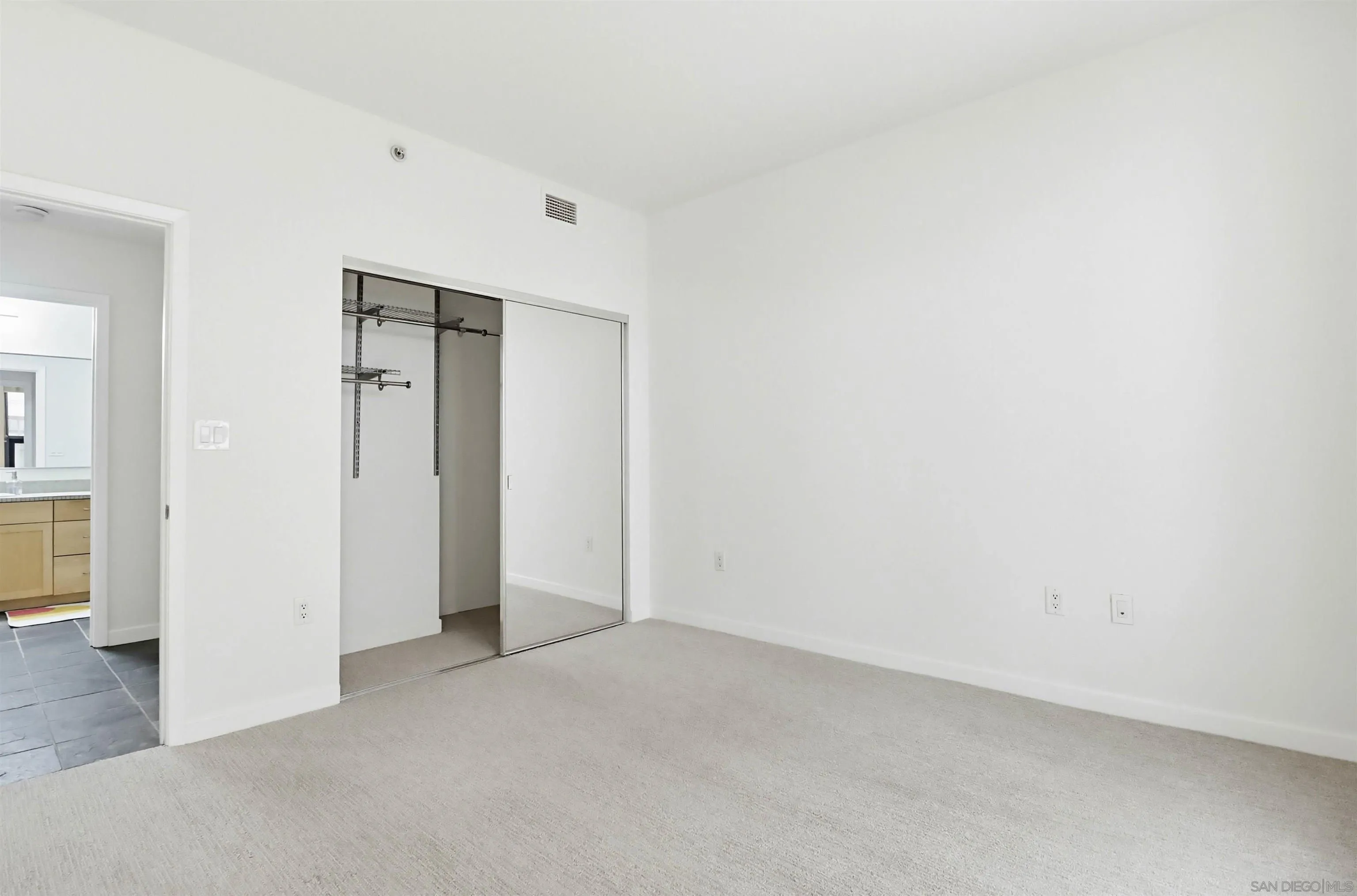 Photo #22: 260012566 Listing: Photo #22