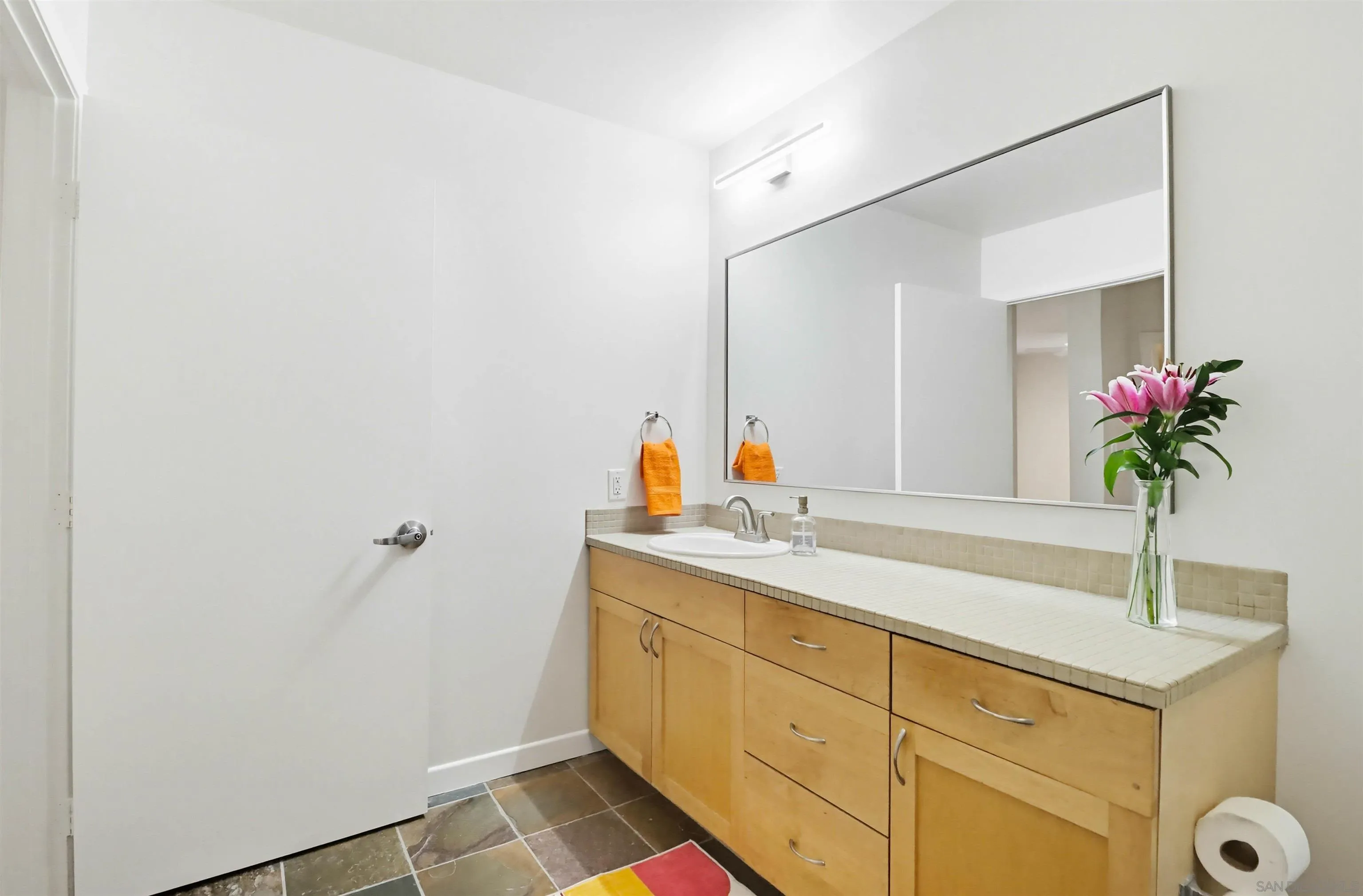 Photo #9: 260012566 Listing: Photo #9