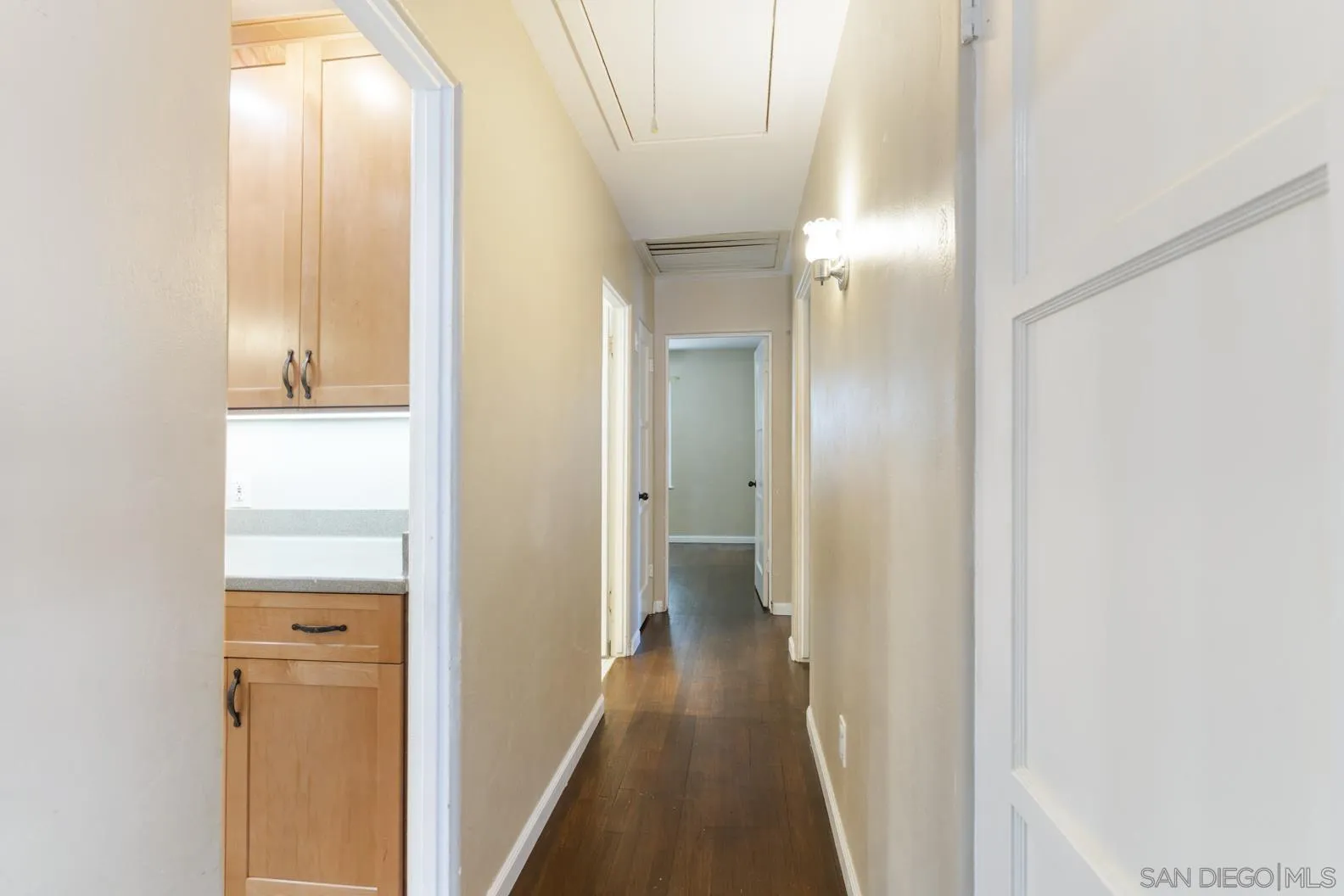 https://cdn.realtyfeed.com/cdn/127/260012568/325a5d84d2b1d3fc5987af345fd779c8.webp
