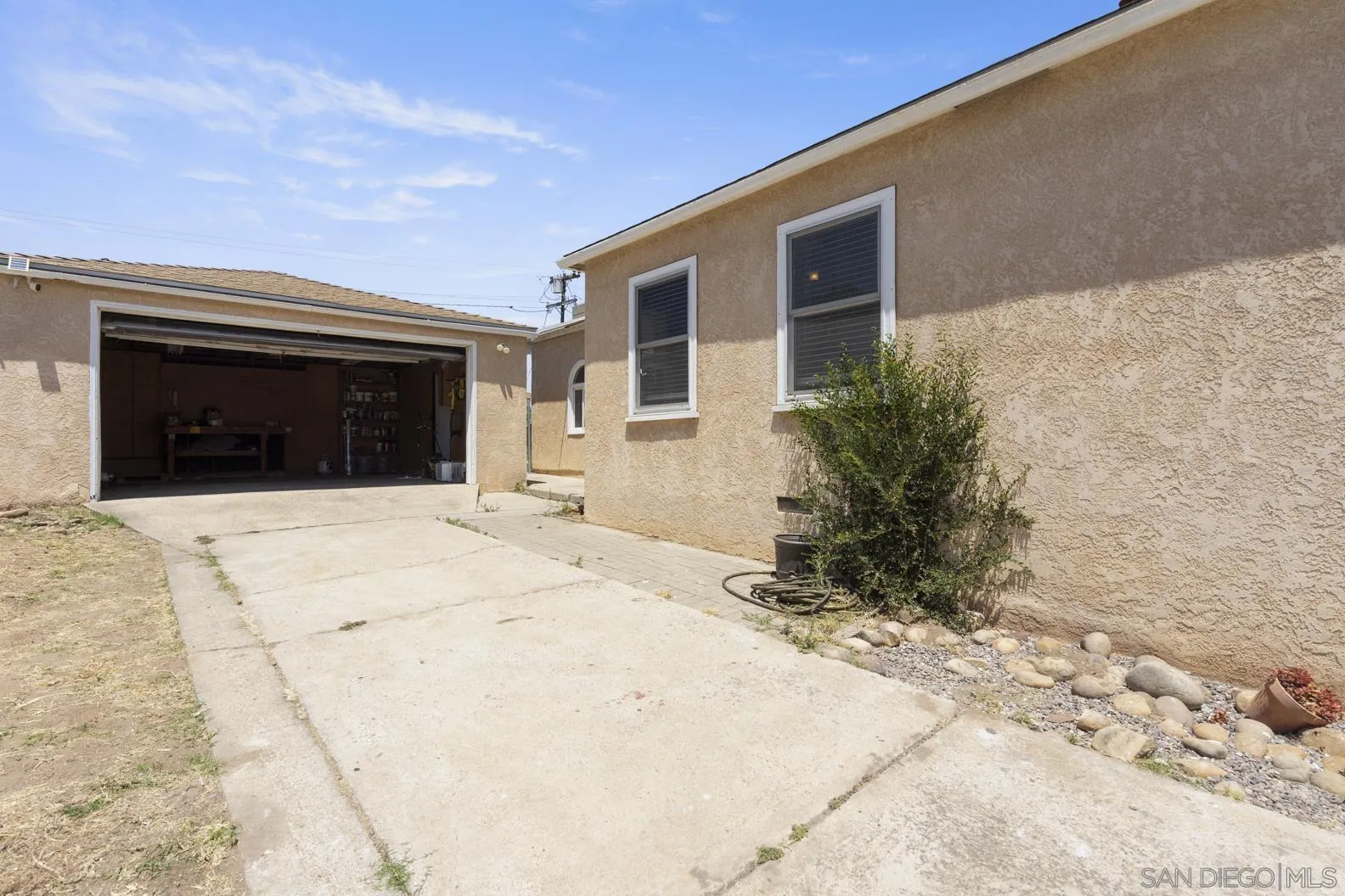 https://cdn.realtyfeed.com/cdn/127/260012568/3593d9b9ba2ac2dfe3fe8848951529d5.webp