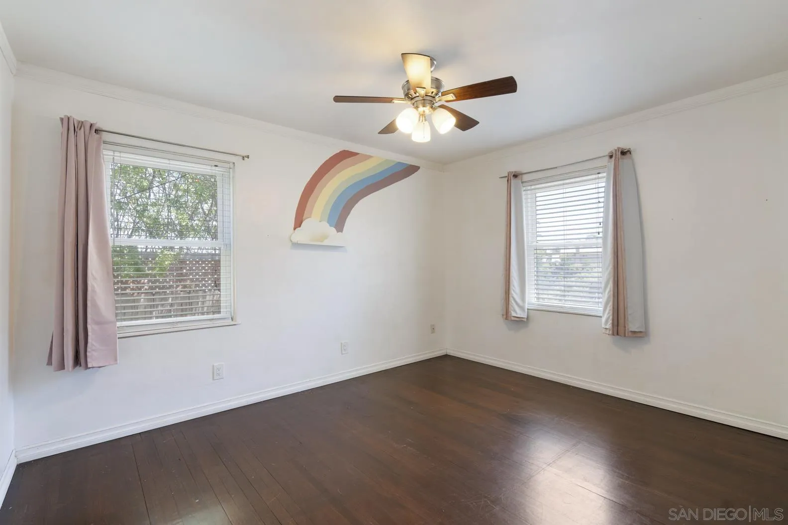 https://cdn.realtyfeed.com/cdn/127/260012568/42d34a998af789a938fb4e7d22d2f234.webp