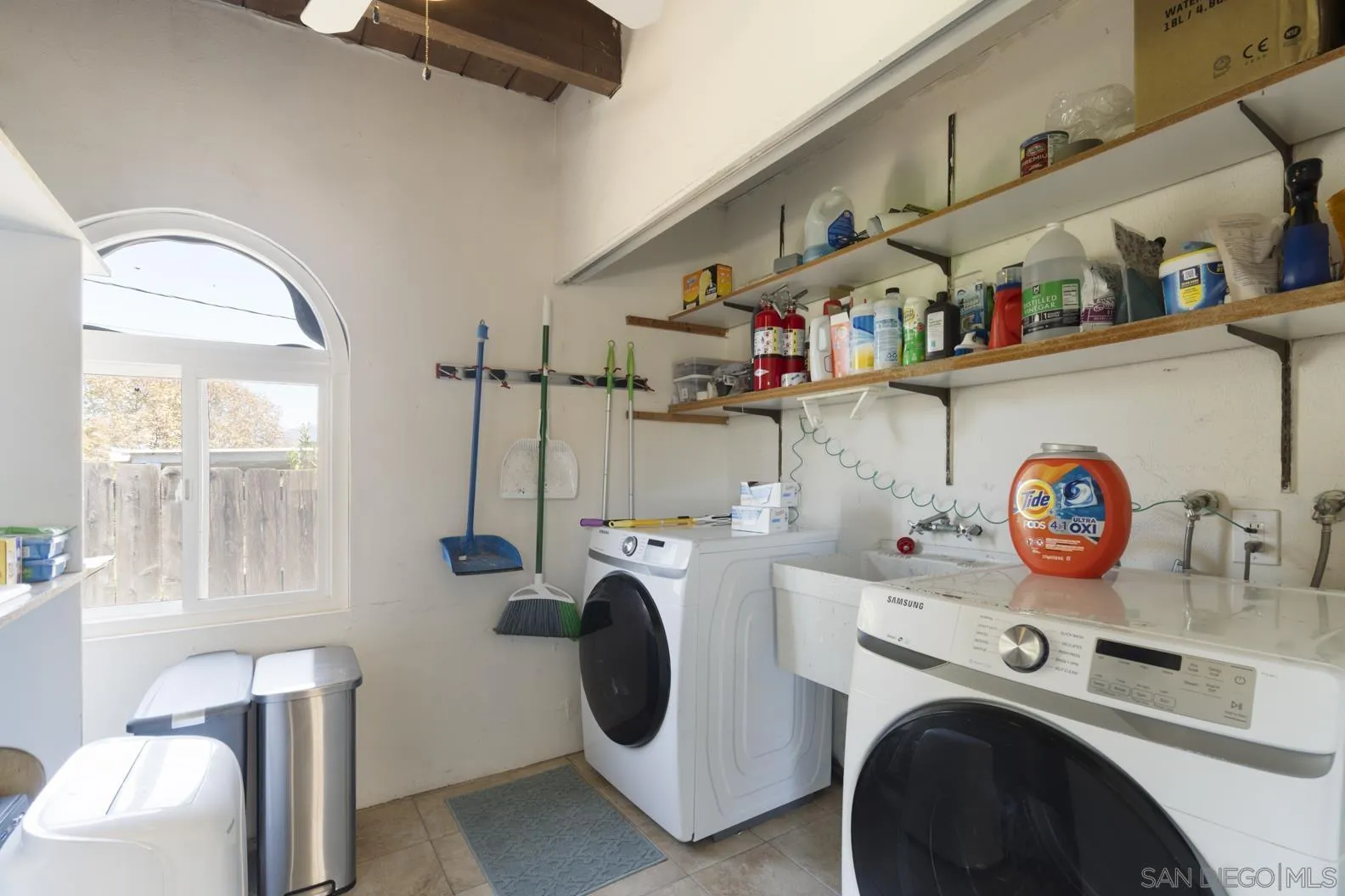https://cdn.realtyfeed.com/cdn/127/260012568/760b9d105da9c1d8df80c93999bc4aff.webp