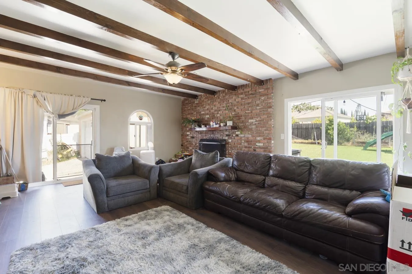 https://cdn.realtyfeed.com/cdn/127/260012568/90a7471d5b1afae58bc9117a57e65802.webp