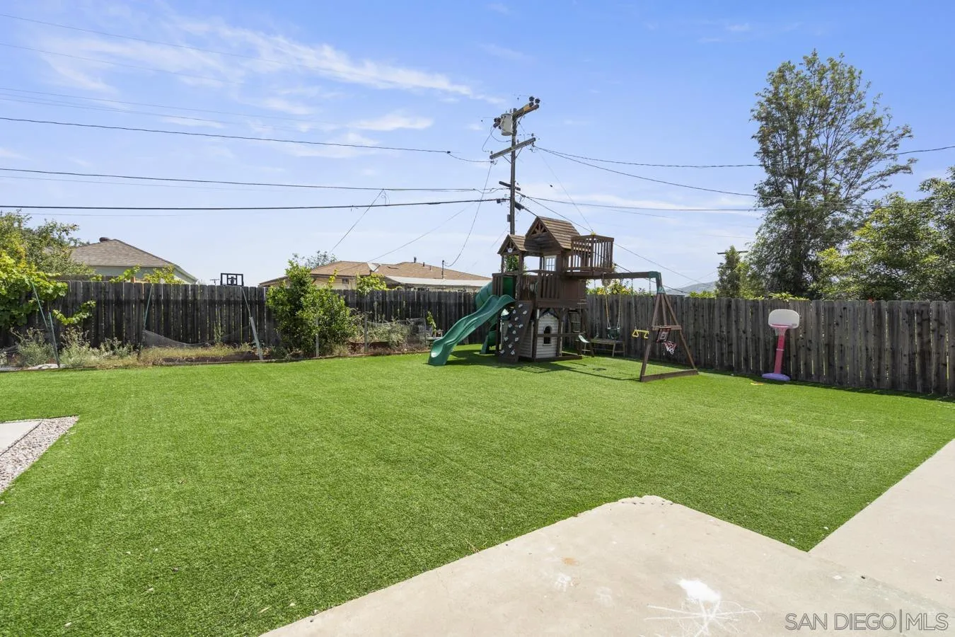 https://cdn.realtyfeed.com/cdn/127/260012568/98d50c81fd022d95e5616622c9f0ba20.webp
