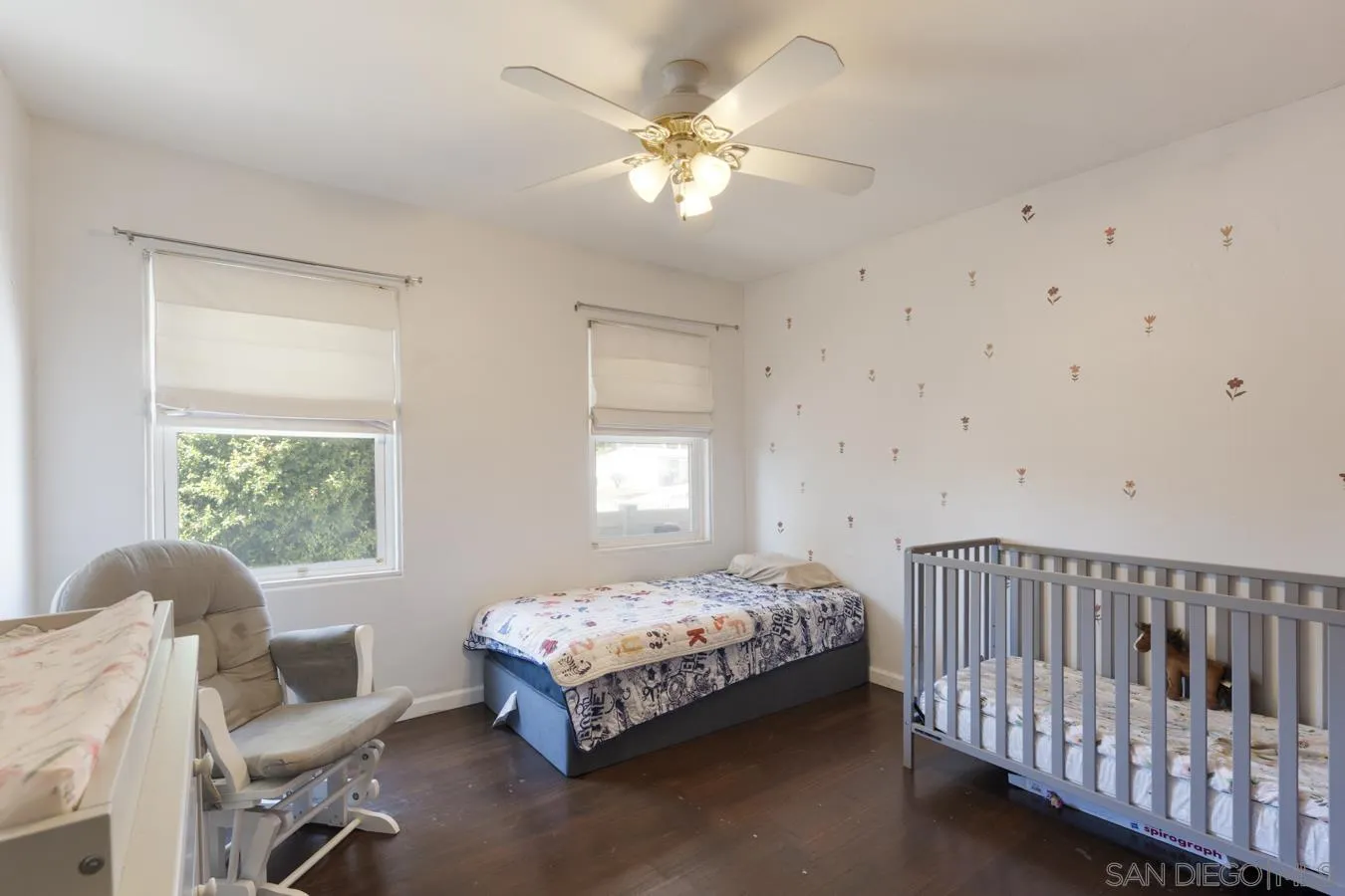 https://cdn.realtyfeed.com/cdn/127/260012568/d2a41566e2e822d4ae66593ea08d9f60.webp