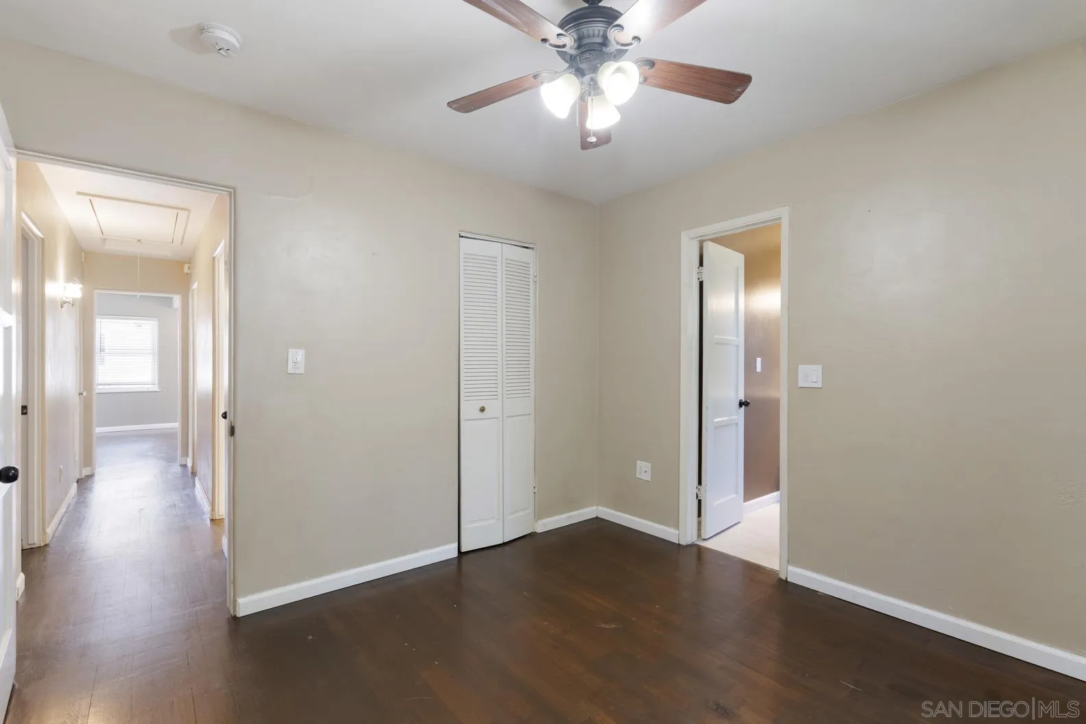 https://cdn.realtyfeed.com/cdn/127/260012568/d895f78da36da984dbc484425963661c.webp