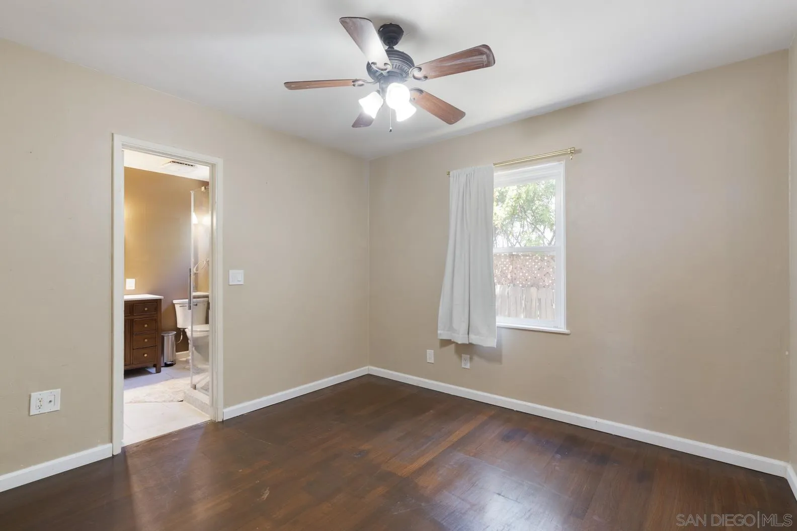 https://cdn.realtyfeed.com/cdn/127/260012568/f04757c7331003dbed4c5e50939d6265.webp