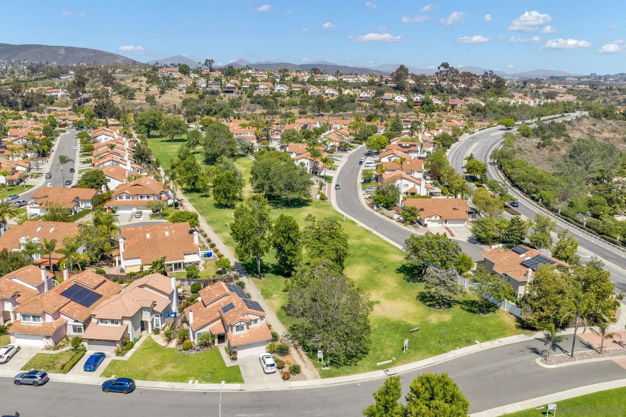 https://cdn.realtyfeed.com/cdn/127/260012571/8aaac91fb4de9052b642ce59be871157.webp