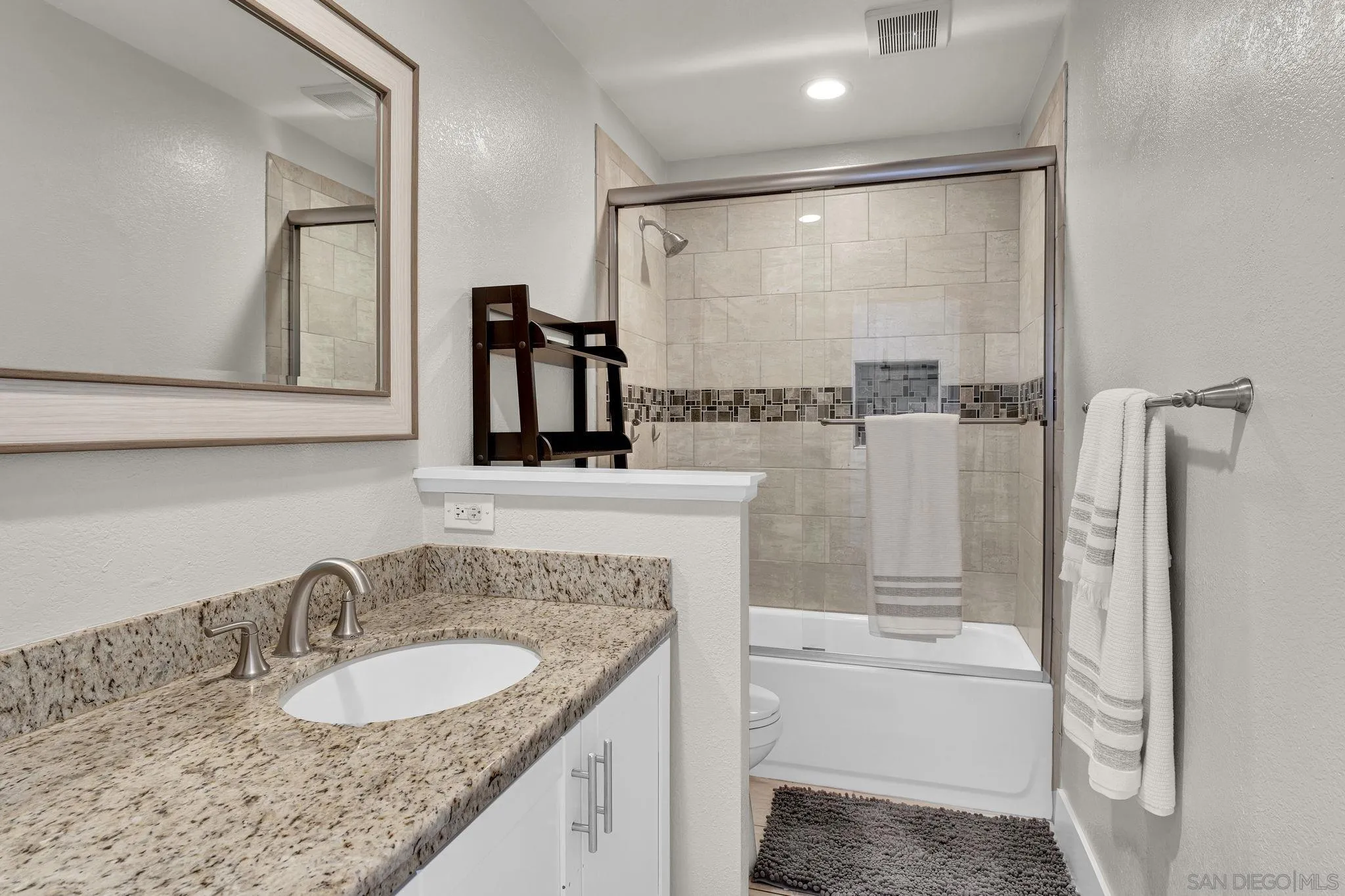 https://cdn.realtyfeed.com/cdn/127/260012571/d3847ae7763b164877ce3a4d9491d1b4.webp
