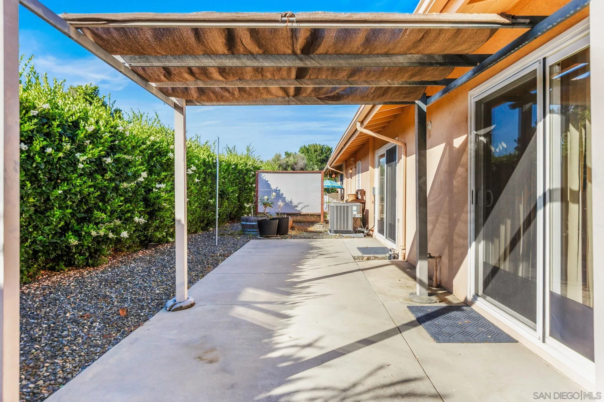 Photo #7: 260012572 Listing: Photo #7