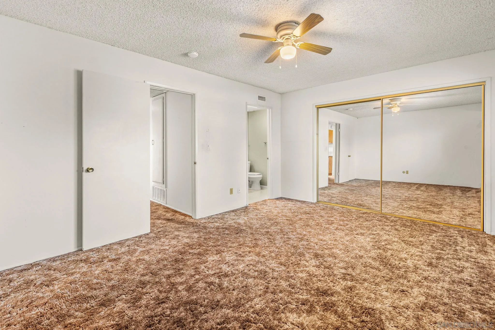 Photo #22: 260012572 Listing: Photo #22
