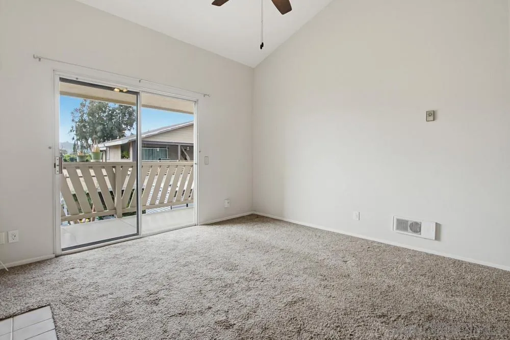 Photo #4: 260012573 Listing: Photo #4
