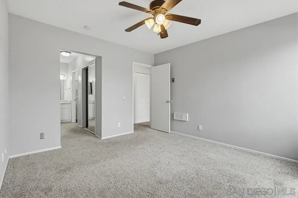 Photo #15: 260012573 Listing: Photo #15