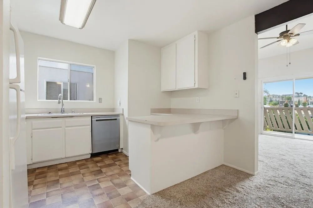 Photo #10: 260012573 Listing: Photo #10