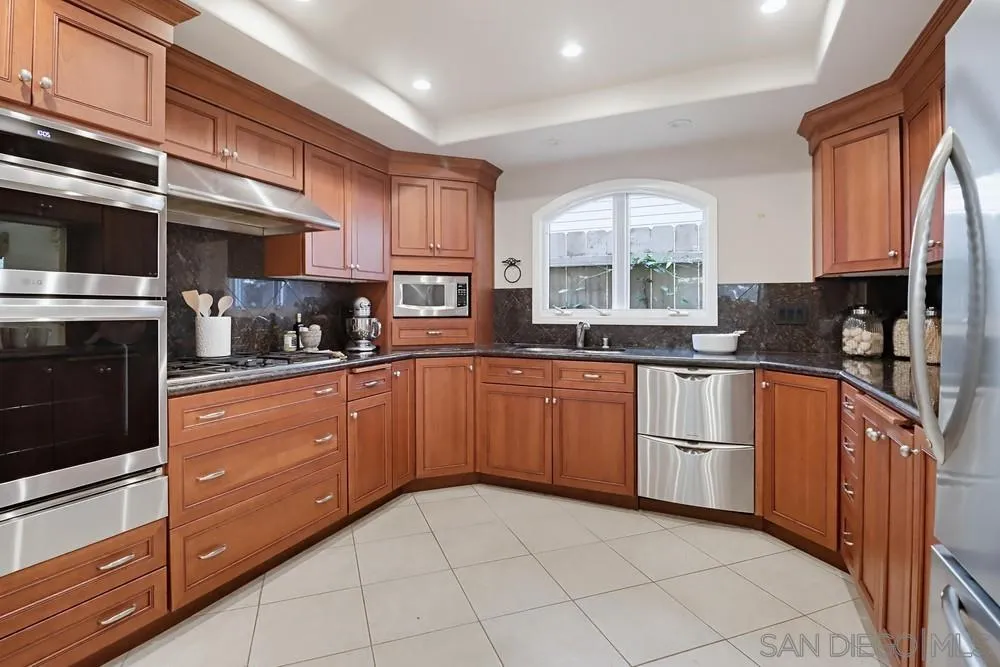 https://cdn.realtyfeed.com/cdn/127/260012575/6c93c724857caf74c78e60cb2f03d5fe.webp
