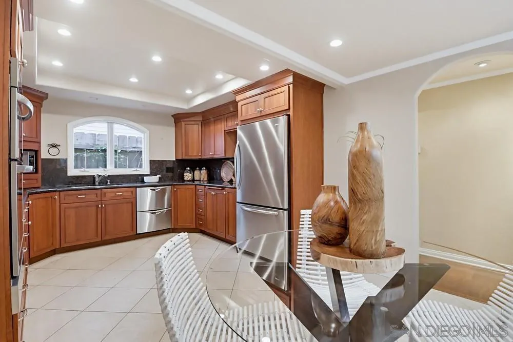 https://cdn.realtyfeed.com/cdn/127/260012575/9d1d5893038538316abc0989f362ebb3.webp