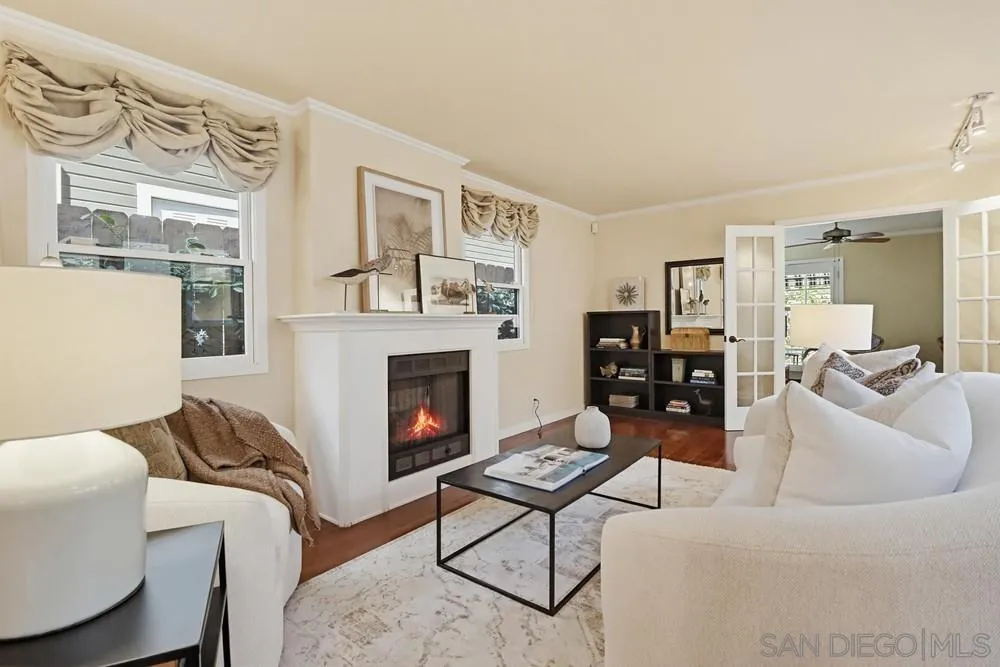 https://cdn.realtyfeed.com/cdn/127/260012575/ea5b69e0dd88926f8af19772bc0557c4.webp