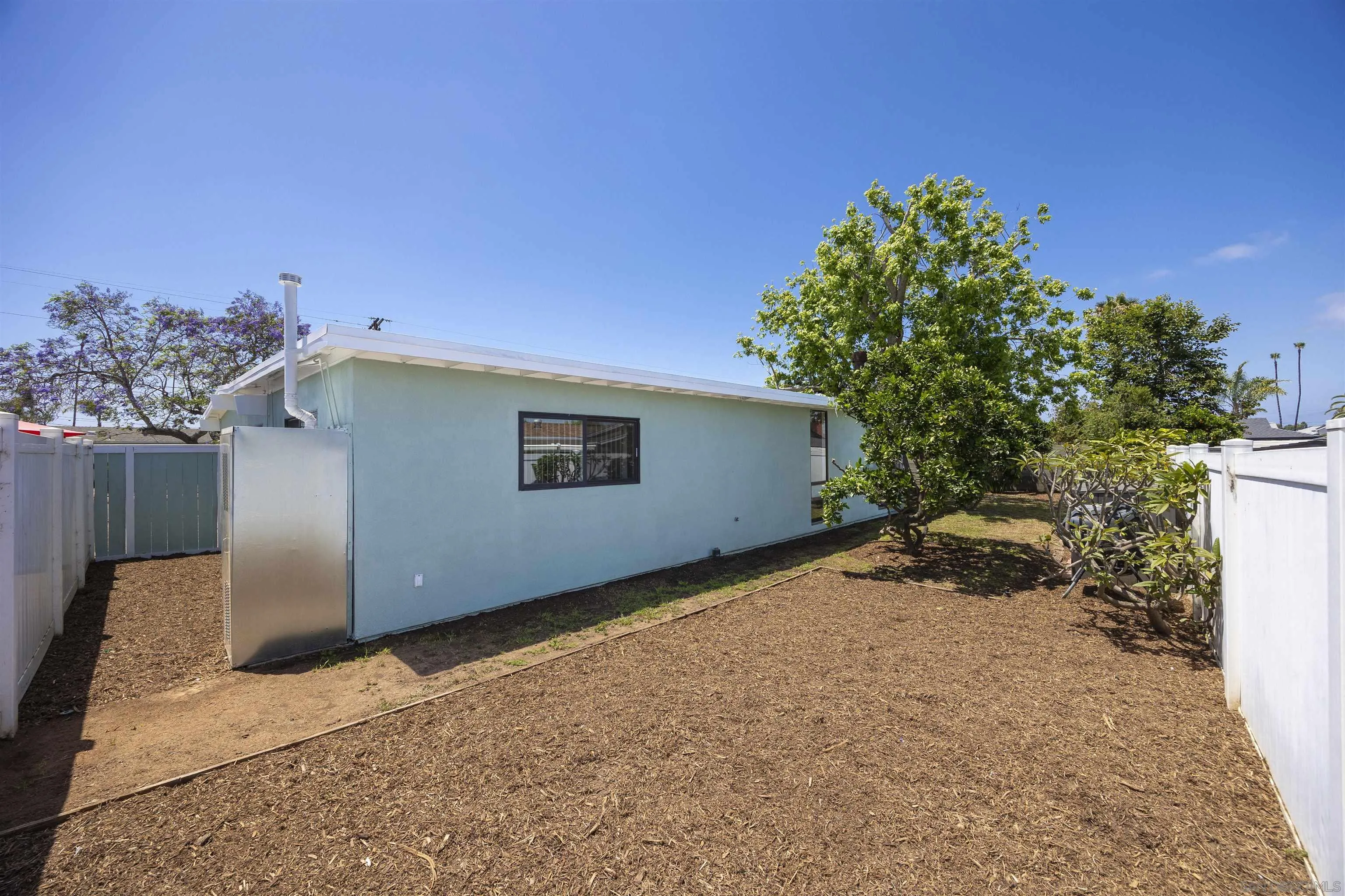 https://cdn.realtyfeed.com/cdn/127/260012577/599392c1a13a5f522ea8f2a0a21cd2fa.webp