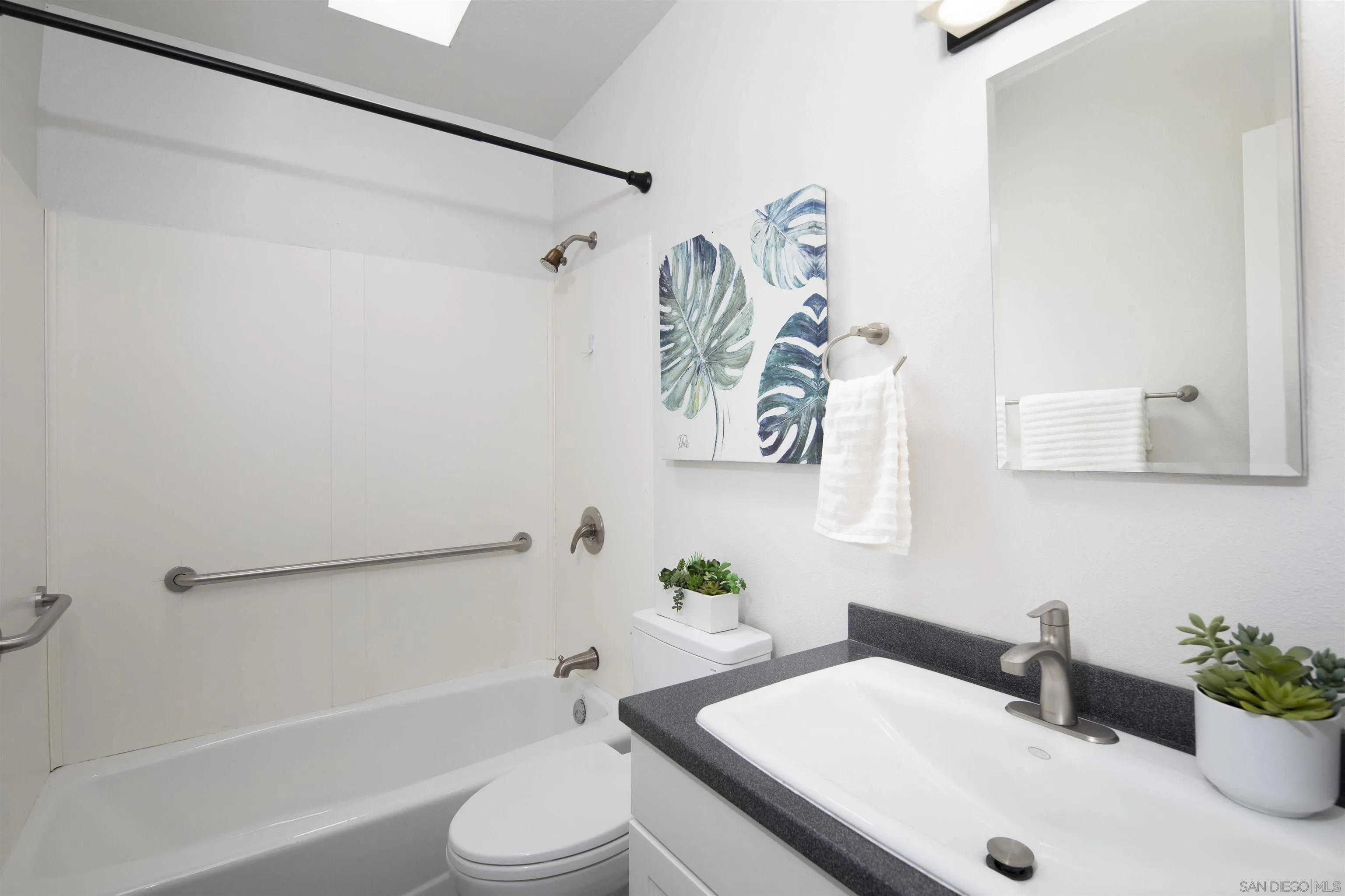 https://cdn.realtyfeed.com/cdn/127/260012577/861473cefec2a6407a3124e5cb3d6aff.webp