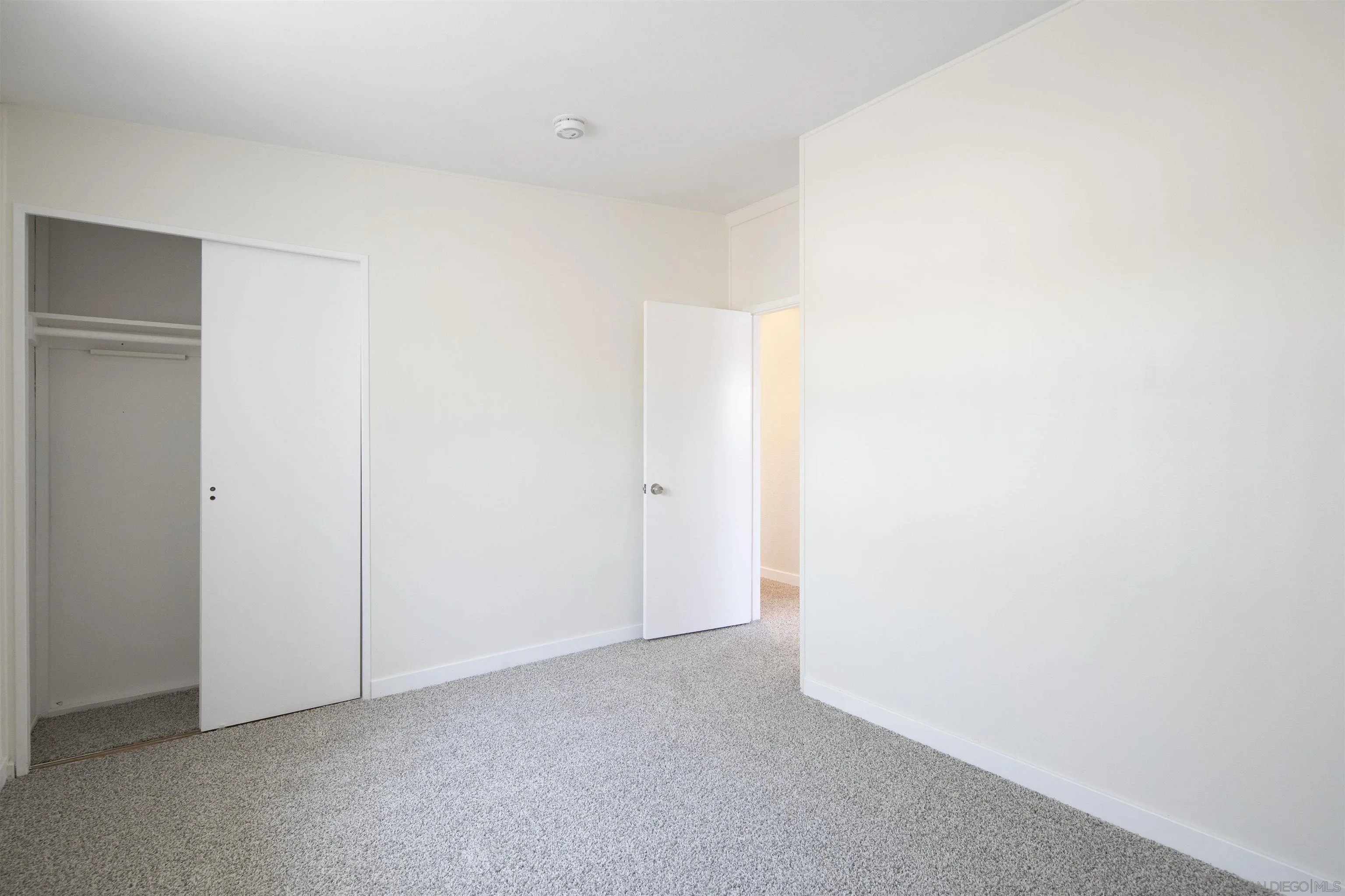 https://cdn.realtyfeed.com/cdn/127/260012577/c22a5489826261c7c9916e2912360627.webp