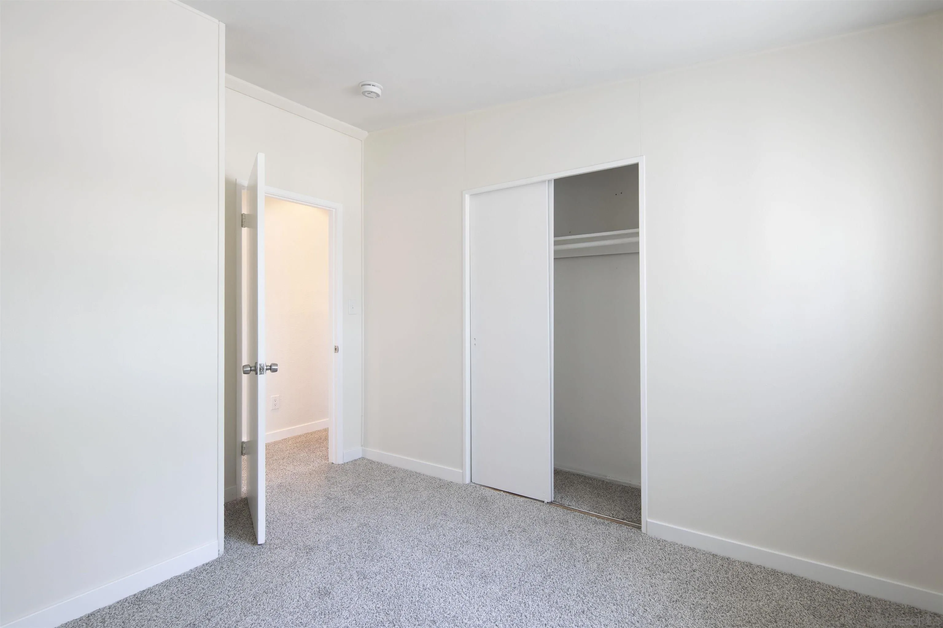 https://cdn.realtyfeed.com/cdn/127/260012577/e1d93c0bfb0bbadfe4bfbcc50f4bde71.webp