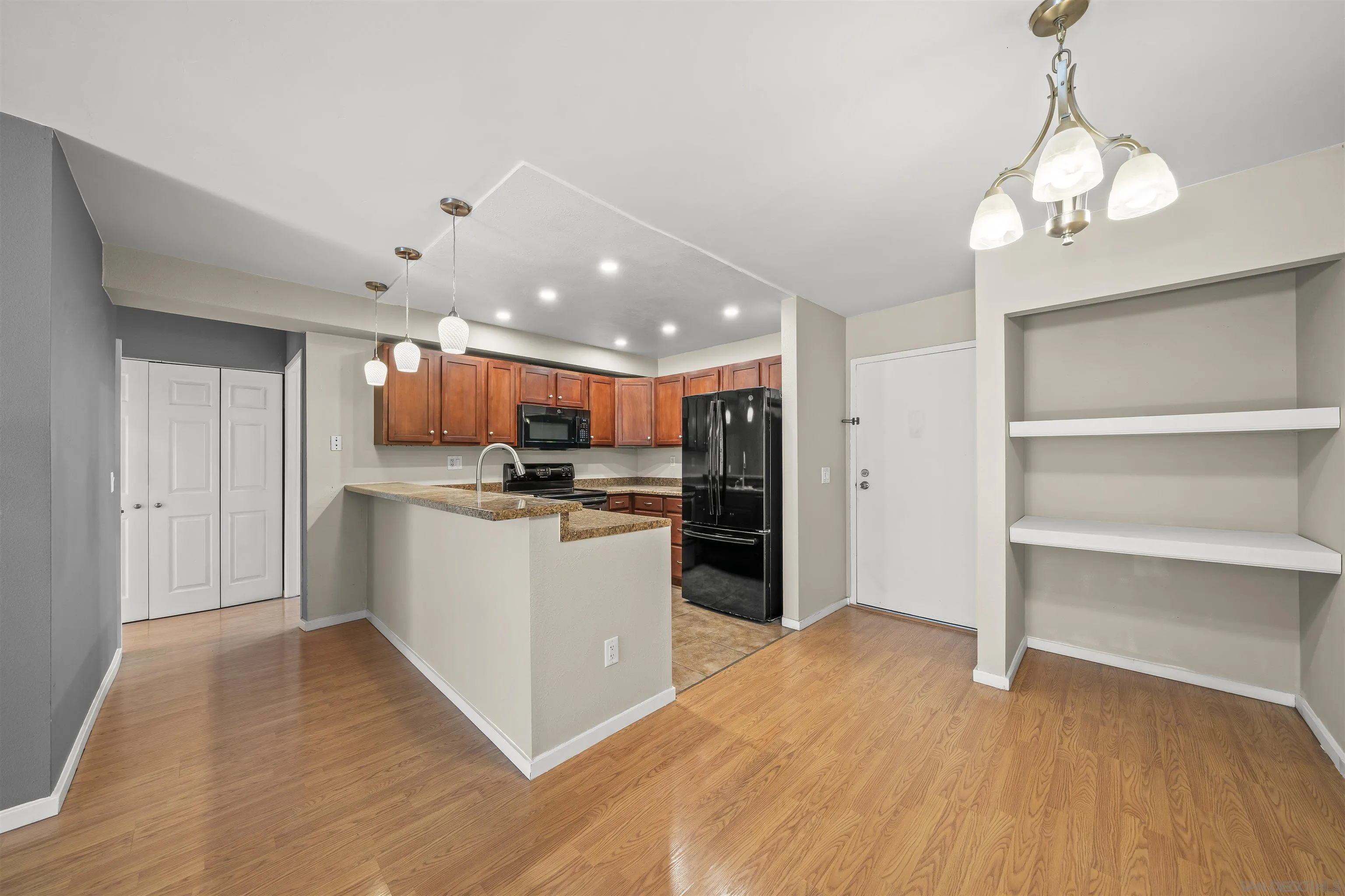 Photo #10: 260012578 Listing: Photo #10