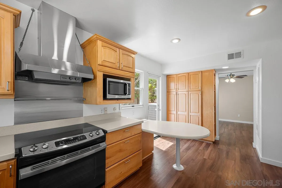 https://cdn.realtyfeed.com/cdn/127/260012580/14e45ecef5c1f2ae02e24a1345c8f655.webp