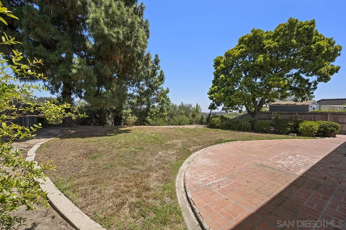 https://cdn.realtyfeed.com/cdn/127/260012580/324cb520c063c0b6a401f175b5d2192b.webp