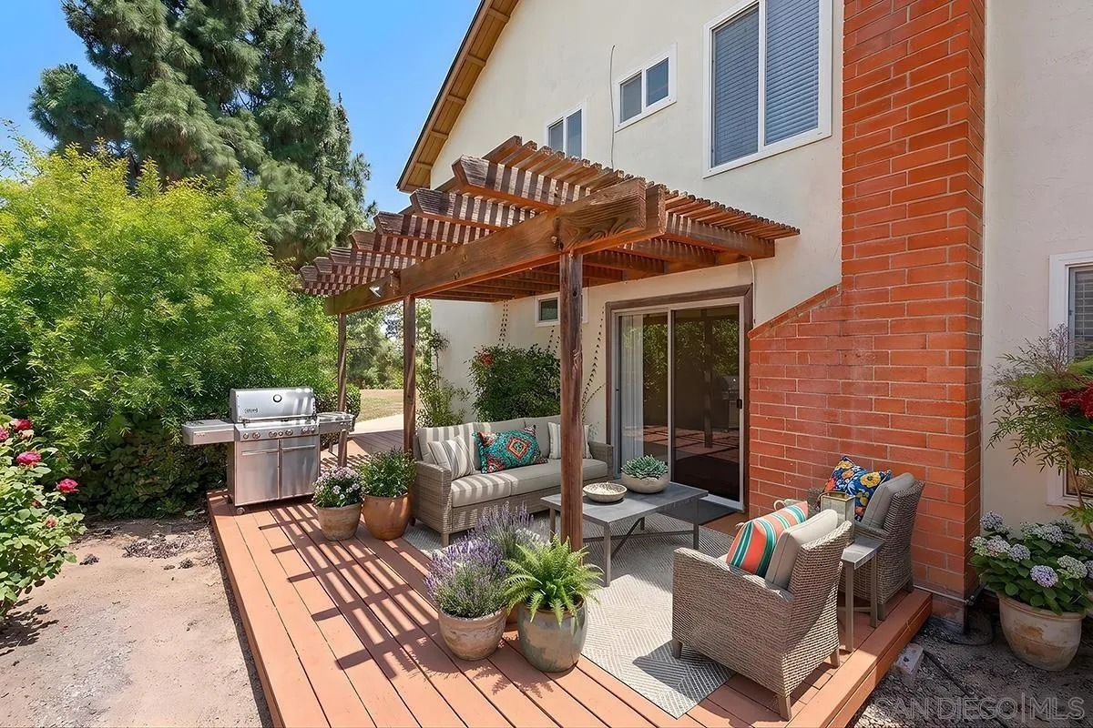 https://cdn.realtyfeed.com/cdn/127/260012580/3584ecf2939f14dd3bfde48ae8754614.webp