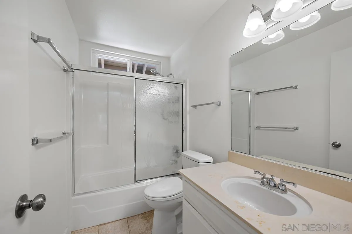 https://cdn.realtyfeed.com/cdn/127/260012580/37fe52f062b9dfc37e3ca3b32288183c.webp