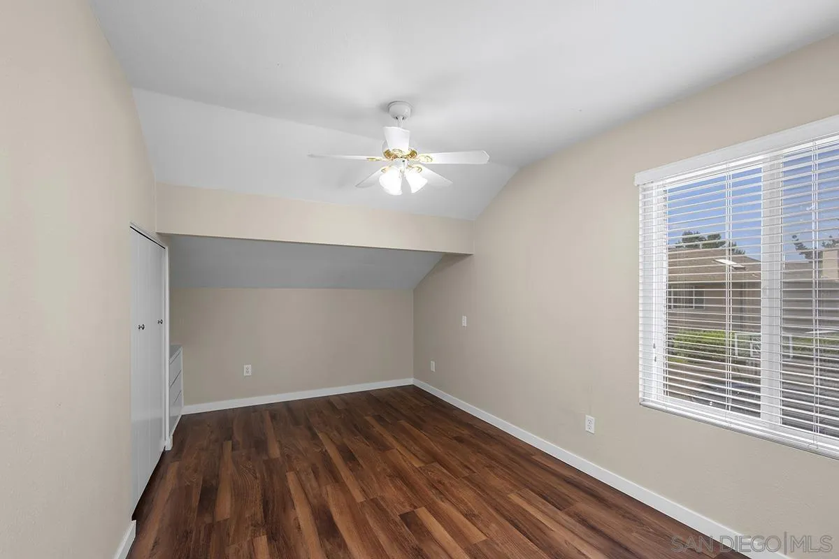 https://cdn.realtyfeed.com/cdn/127/260012580/6d0ec9d52a522c16bebd4ab50b74bf0d.webp