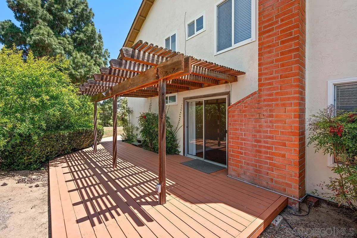 https://cdn.realtyfeed.com/cdn/127/260012580/8ac612f284ba9e6754fa05b225971560.webp