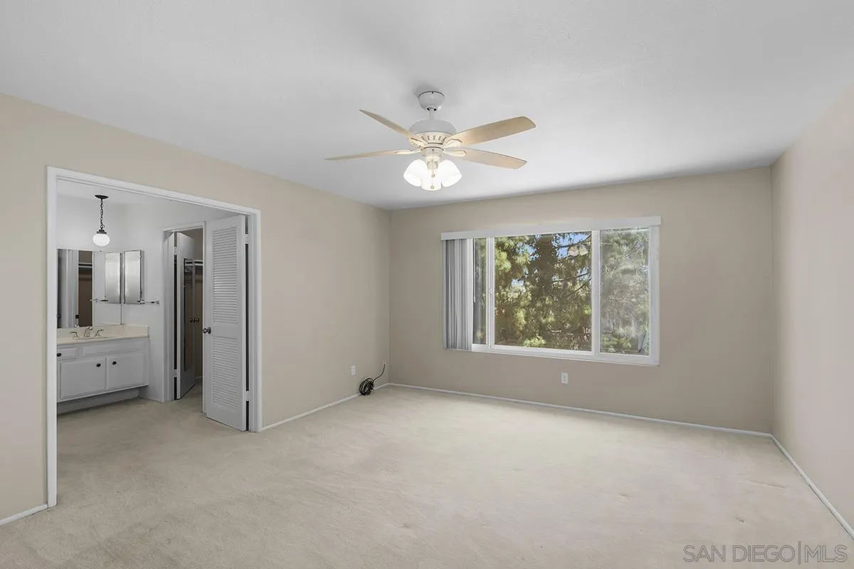 https://cdn.realtyfeed.com/cdn/127/260012580/a3e756d6f2a01bfbdecdce8895f7a82e.webp