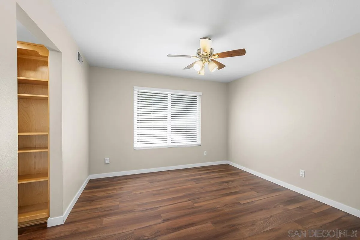 https://cdn.realtyfeed.com/cdn/127/260012580/a6ee1634d46d0e65c856aa8ee017cb73.webp