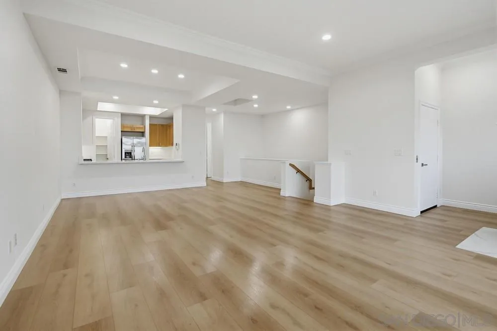 Photo #5: 260012583 Listing: Photo #5