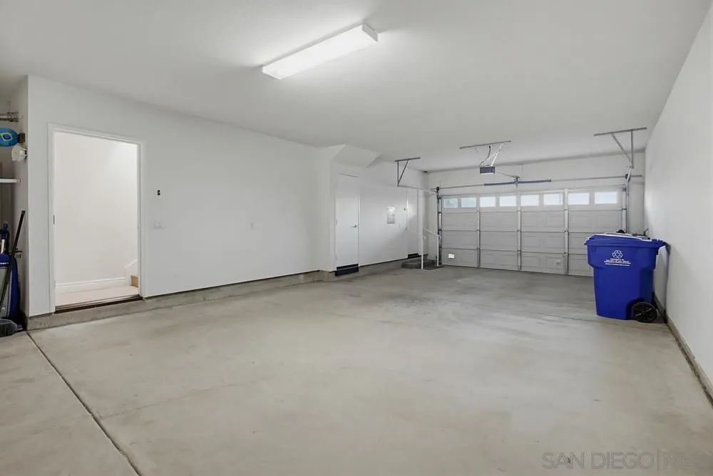 Photo #33: 260012583 Listing: Photo #33