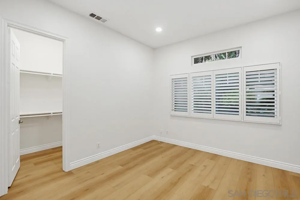 Photo #12: 260012583 Listing: Photo #12