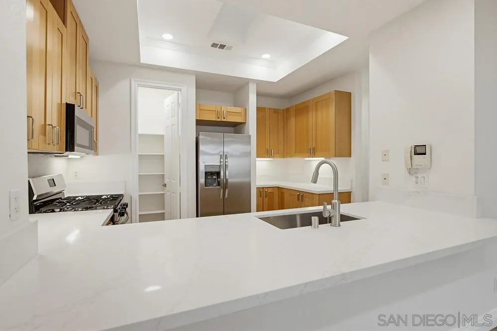 Photo #8: 260012583 Listing: Photo #8