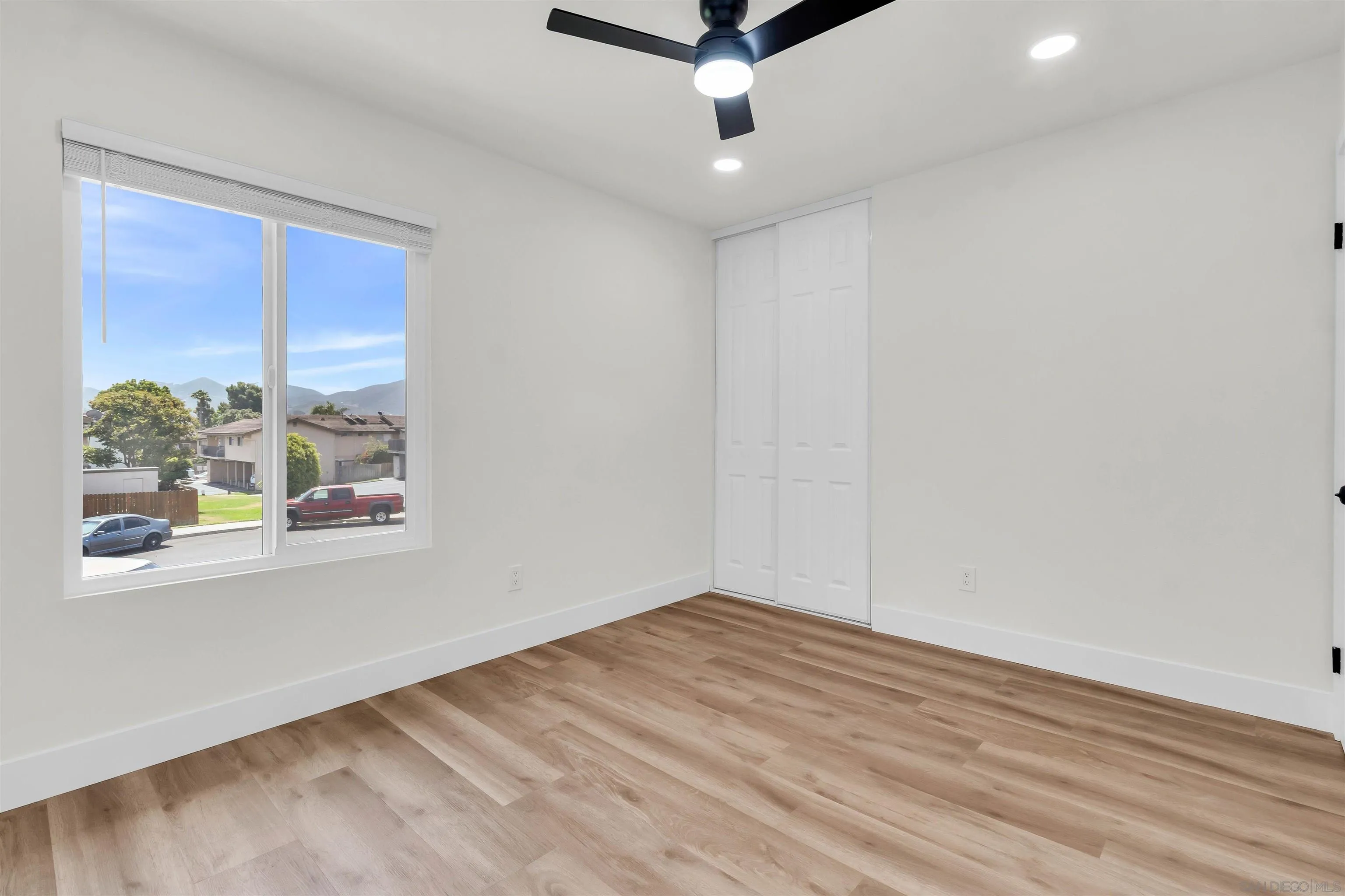 https://cdn.realtyfeed.com/cdn/127/260012586/6d2c57b836d8b6bbe1f59a9bc696c226.webp
