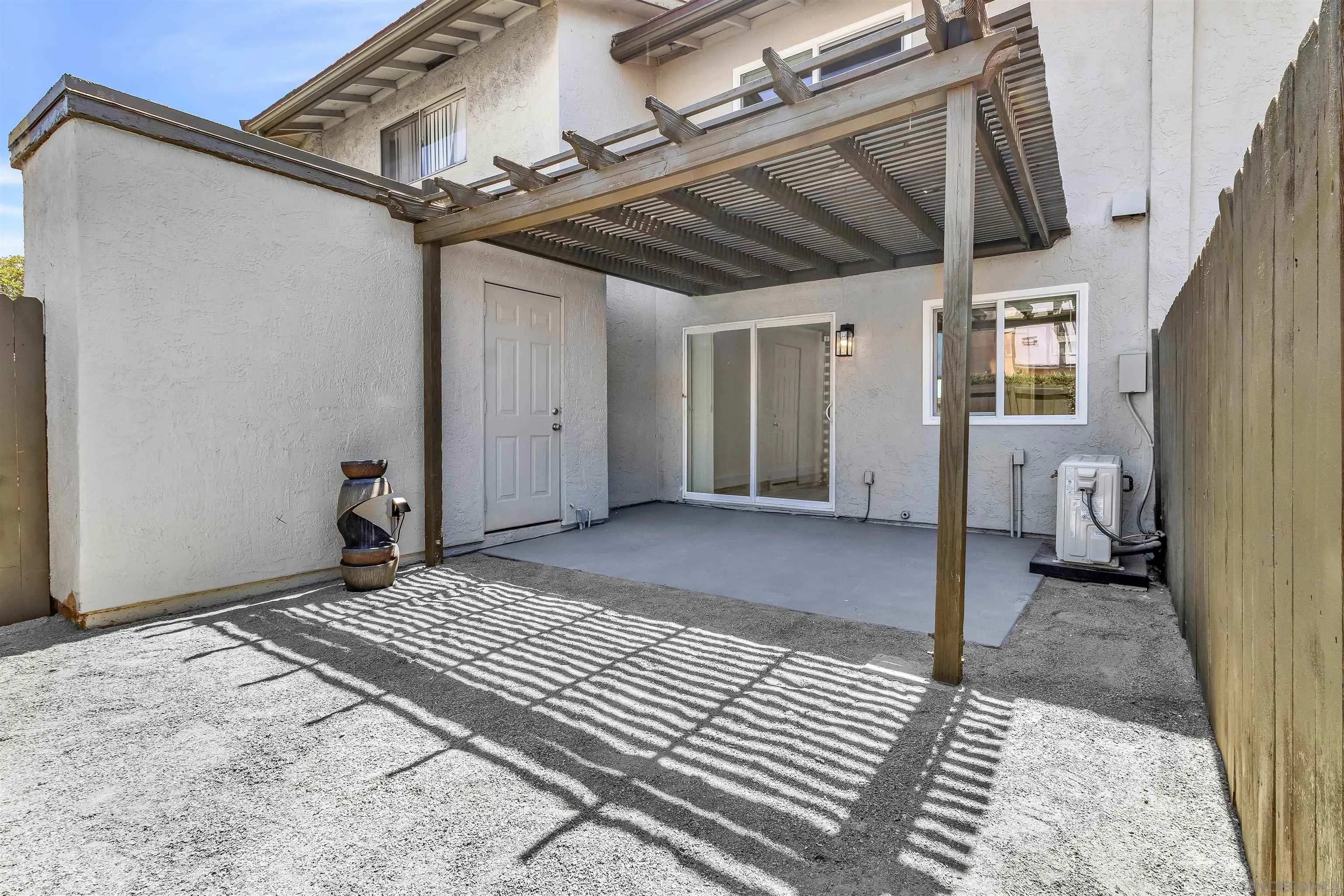Photo #12: 260012586 Listing: Photo #12