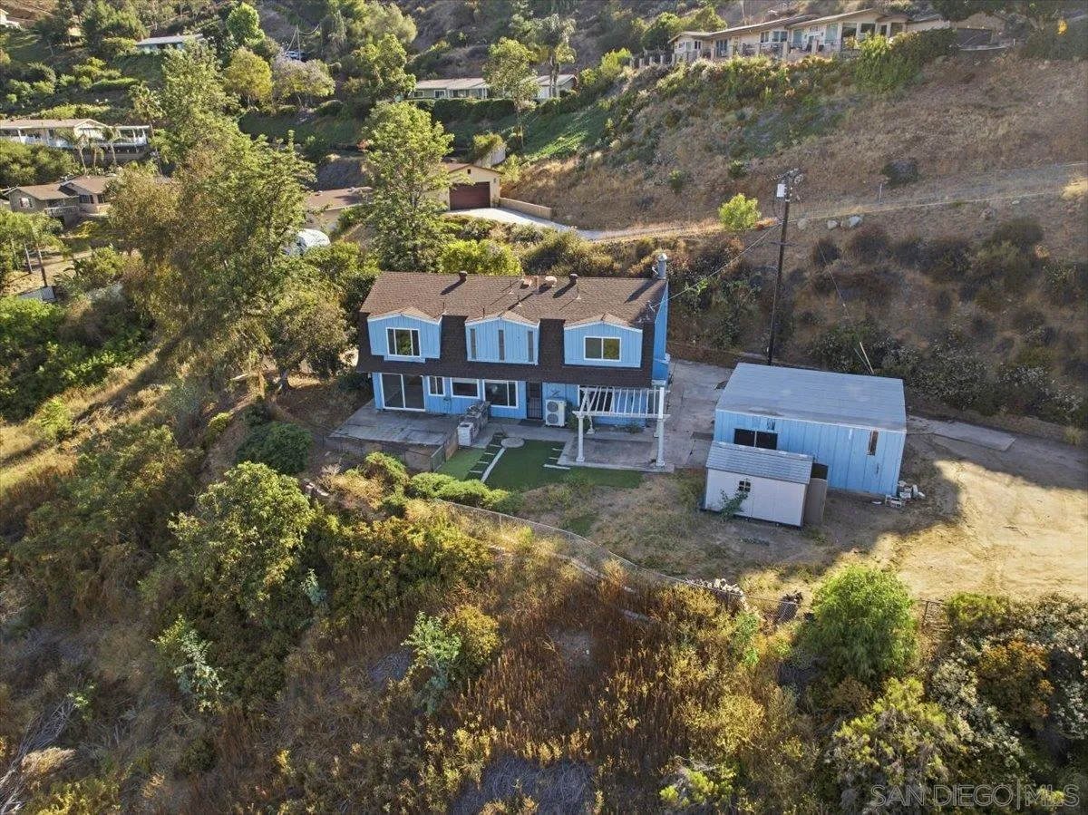 https://cdn.realtyfeed.com/cdn/127/260012587/0773998296e4ddf8553406662bee80b3.webp