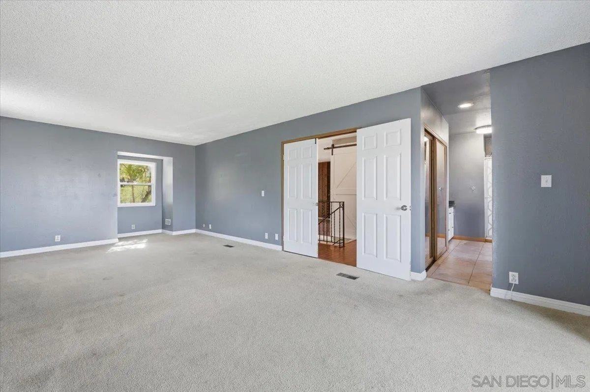 https://cdn.realtyfeed.com/cdn/127/260012587/0e5c312e77e757f308742d79d9940e0a.webp
