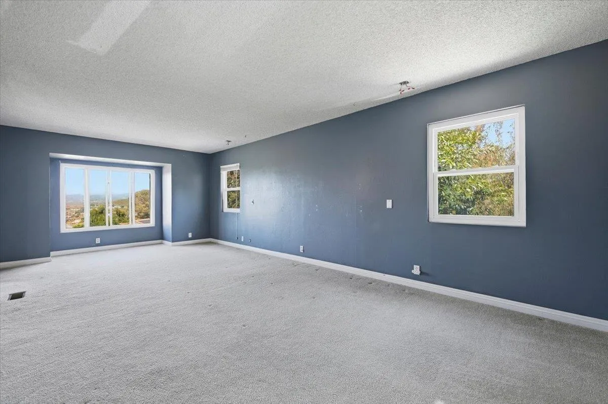 https://cdn.realtyfeed.com/cdn/127/260012587/71ec0bf303e7198dd3e75684004129c7.webp