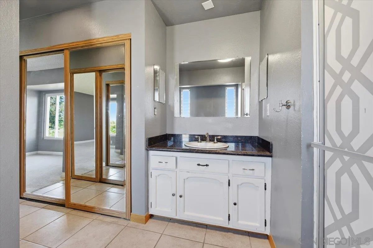 https://cdn.realtyfeed.com/cdn/127/260012587/93fde1456c2b53aa9bceeb3f23d9fe69.webp