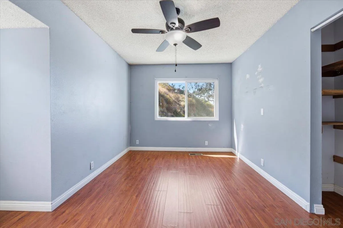 https://cdn.realtyfeed.com/cdn/127/260012587/a0c05429b8211c95d8c456f1dda44414.webp
