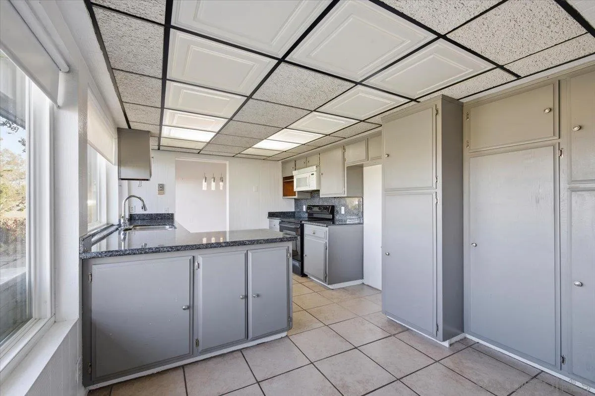 https://cdn.realtyfeed.com/cdn/127/260012587/ce7ce1eafd58a961d241b99ae5c65674.webp