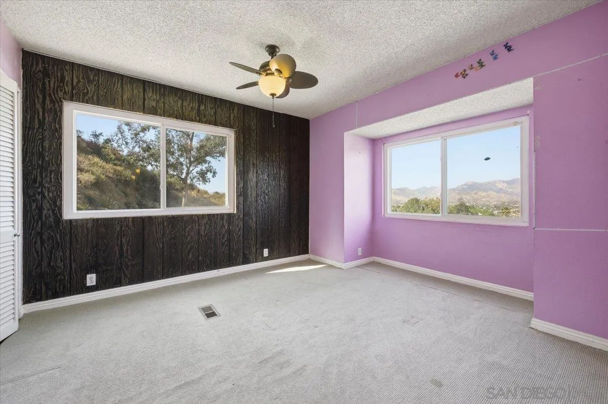 https://cdn.realtyfeed.com/cdn/127/260012587/d9f8112a2987f4a349a10b2bd26c3a74.webp